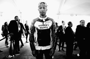 Pharrell+Williams+2018+iHeartRadio+Music+Awards+HwdTbCpS-Bzx.jpg