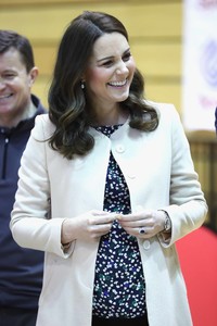     kmid230318BZNimage128.jpg