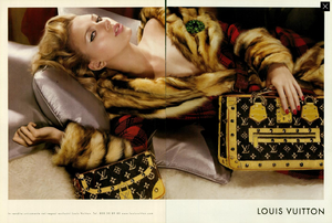 5ab6f0156da35_Mert__Marcus_Louis_Vuitton_Fall_Winter_04_05_01.thumb.png.7e4651aa5f41d3655caaea4381fc8cb4.png
