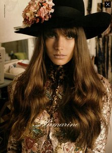 5ab8537768dd3_Inez__Vinoodh_Blumarine_Fall_Winter_04_05_03.thumb.png.0ee8e5c5323299e4ece649f4ea2b7e48.png