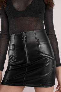 black-dusk-til-dawn-pleather-o-ring-skirt (2).jpg
