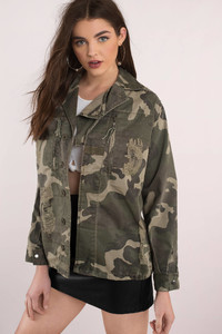 olive-dear-joan-camo-print-jacket (1).jpg