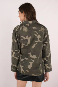 olive-dear-joan-camo-print-jacket (3).jpg