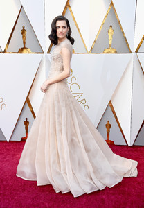 65187923_allison_williams_29.jpg