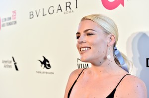 65198290_busy-philipps-19.jpg