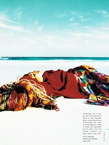 Badulescu_Glamour_France_July_1993_03.thumb.jpg.3d74263190a81539fefec929e42afd26.jpg