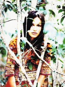 Badulescu_Glamour_France_July_1993_04.thumb.jpg.4648a9c9e730caef8faac13f7876d7be.jpg