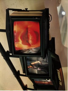 Badulescu_Vogue_Italia_November_2001_03.thumb.png.256b1f3309f6ba651811fe6ab259bfe0.png