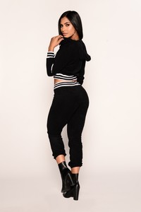 Bomb_Posh_02-22-18-120_4000x4000.jpg