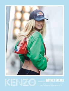 Britney-Spears_-Kenzo-Campaign-2018--08.thumb.jpg.cbc29e43f3b1b0ec1ea2fe1db519b7ed.jpg