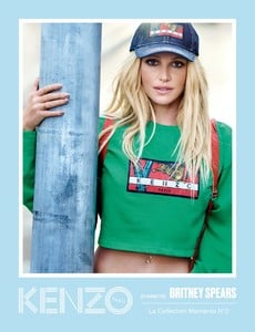 Britney-Spears_-Kenzo-Campaign-2018--10.thumb.jpg.b21f5b5d748d457fbbba86f6444aa46f.jpg