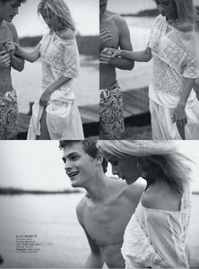 Carolyn_Cameron_Vogue_Australia_January_2013_06.thumb.jpg.423b3737114791b73e792ad5d34f6d07.jpg