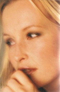 Elle-Top-Model-1997-6.thumb.jpg.9c67d319ac6d5a8fa05f8f45bf76121c.jpg