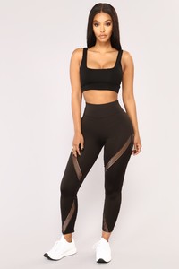 FashionNova_2-12-18_V19206Z_Black_3403.JPG