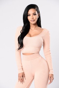 Fashion_Nova_01-04-17-407.jpg