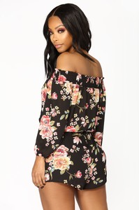 Fashion_Nova_01-11-18-314_76c33026-253b-4e65-963b-ceeb88dfc3ad.JPG