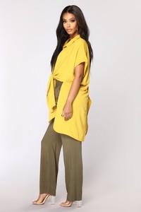 Fashion_Nova_02-05-18-035_2ba5dab5-ae58-4150-b64e-d36ec83a83f6.JPG
