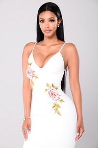 Fashion_Nova_05-23-17-969.jpg