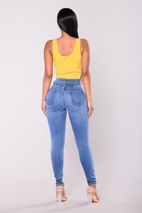 Fashion_Nova_06-19-17-462_a390a71f-42e8-4cae-a4e5-eb452c278fa7.jpg