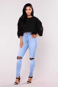 Fashion_Nova_06-23-17-778_8fea5577-4e0d-49fc-a103-c6bffd2af605.jpg