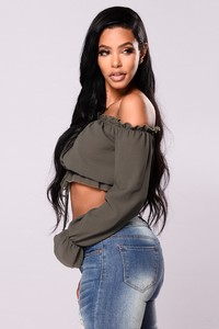 Fashion_Nova_07-14-17_Studio_2-536.jpg