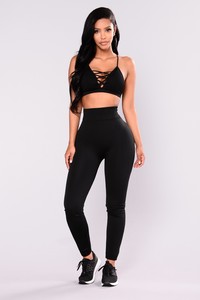 Fashion_Nova_08-04-17-1023.jpg