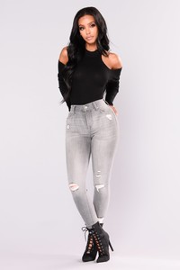 Fashion_Nova_08-08-17-858_b9e204ec-e659-428d-a4ca-918bfaed5e02.jpg