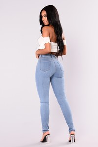 Fashion_Nova_08-15-17-457.jpg
