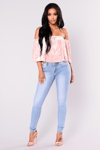 Fashion_Nova_08-22-17-1355_26c186c8-af14-4ccb-9b4d-117286ba9fd5.jpg