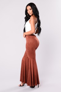 Fashion_Nova_08-24-17_Studio_2-662_f1ee8527-7c57-464c-a2ae-e0a2b8dd3c31.jpg