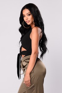 Fashion_Nova_08-24-17_Studio_2-833.jpg