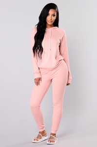 Fashion_Nova_09-01-17-384_fc972e3a-c1e0-407a-9da3-b11501b3de1a.jpg
