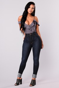 Fashion_Nova_09-01-17-690.jpg