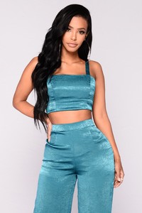Fashion_Nova_09-12-17_Studio_2-028.jpg