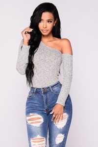 Fashion_Nova_09-12-17_Studio_2-048.jpg