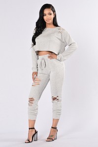 Fashion_Nova_09-14_569_738194ad-fd7b-4b3a-bce3-d0b66d52da88.JPG
