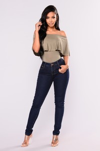 Fashion_Nova_09-18-17-879_b729ecbb-dbf3-4b88-a8b7-ef40ae94e0ab.jpg
