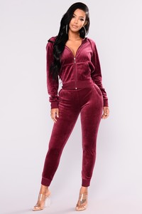 Fashion_Nova_09-19-17-063_b6be0309-5969-4d73-871a-153ae0d0a6fd.jpg