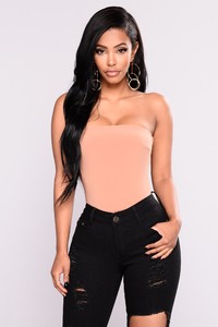 Fashion_Nova_09-25-17_Studio_2-6743.jpg