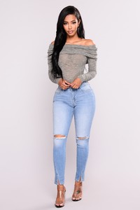 Fashion_Nova_09-25-17_Studio_2-6971_4cf8b3ca-2746-4ff2-9382-322a3120ad77.jpg