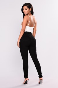 Fashion_Nova_10-02-17-2235.jpg