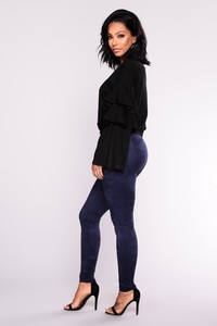 Fashion_Nova_10-16-17_Studio_2-010_ef4972c8-32ad-4331-82eb-a78d2eaa706f.jpg