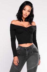Fashion_Nova_10-16-17_Studio_2-453.jpg
