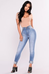 Fashion_Nova_10-31-17-1037.jpg