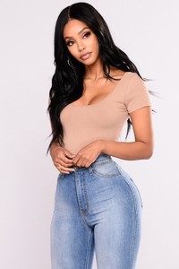 Fashion_Nova_10-31-17-1039_23ce5ab3-8ceb-4c9b-ab69-22ab1c15202e.jpg