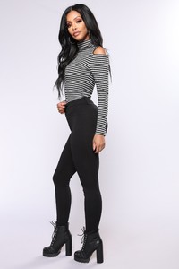 Fashion_Nova_11-09-17_Studio_2-186_74879668-c9b1-4b6d-aaac-399a5d3cb968.JPG