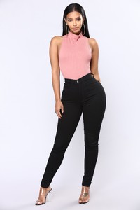 Fashion_Nova_11-29-17-201.JPG