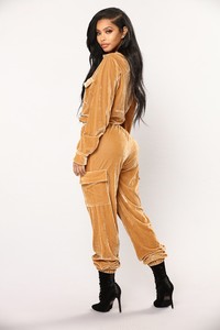 Fashion_Nova_12-06-17-145.jpg