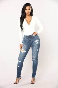Fashion_Nova_12-06-17-497_5bea778a-e181-4860-8b21-1debb3944d48.jpg