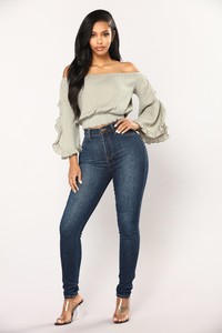 Fashion_Nova_12-06-17-554.jpg